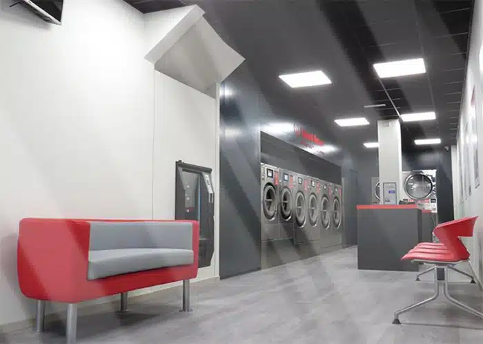 Opening a laundromat in Blanes