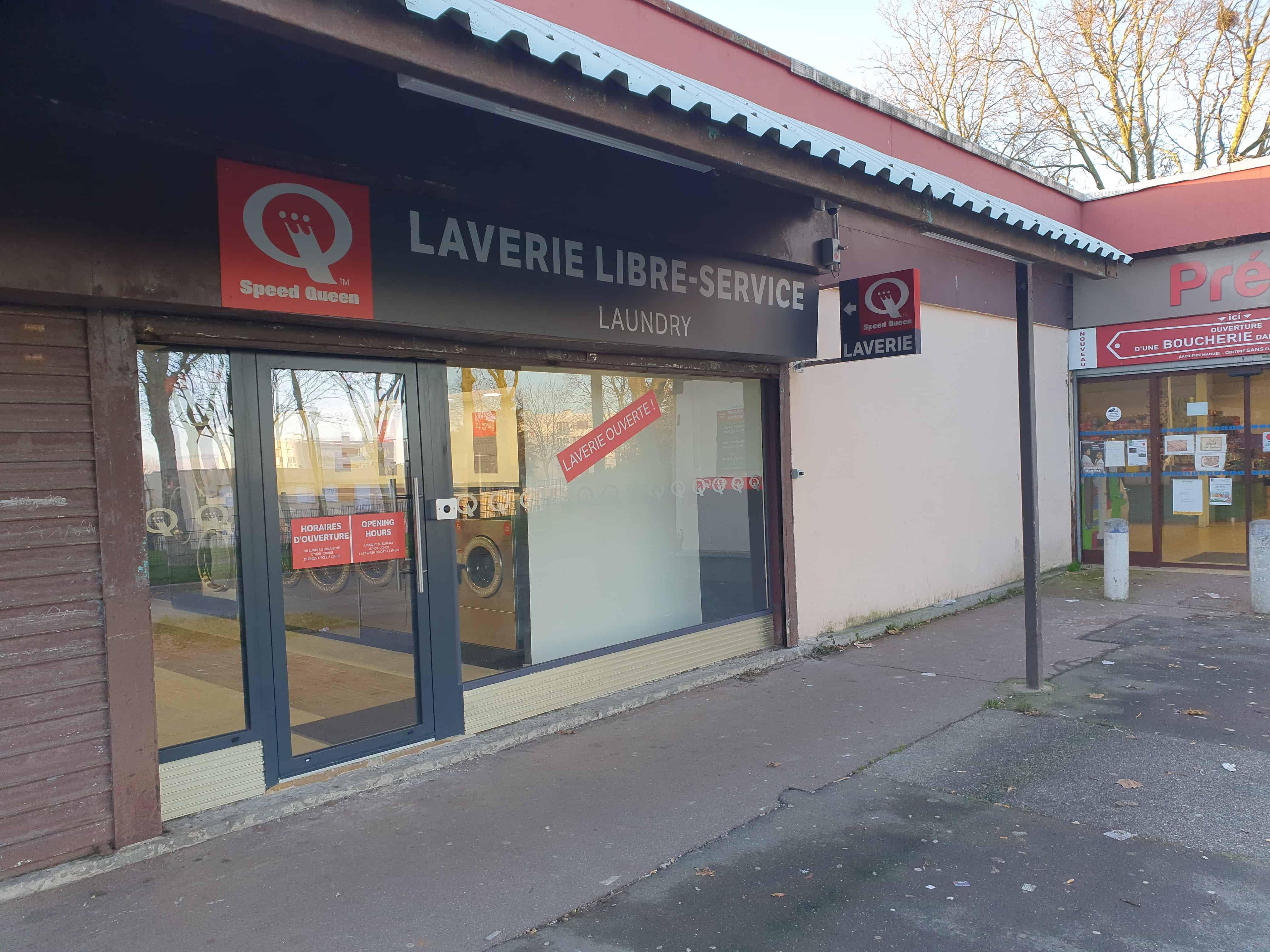 Laundromat 17 Allee Jean Vilar In Le Havre Speed Queen Investor
