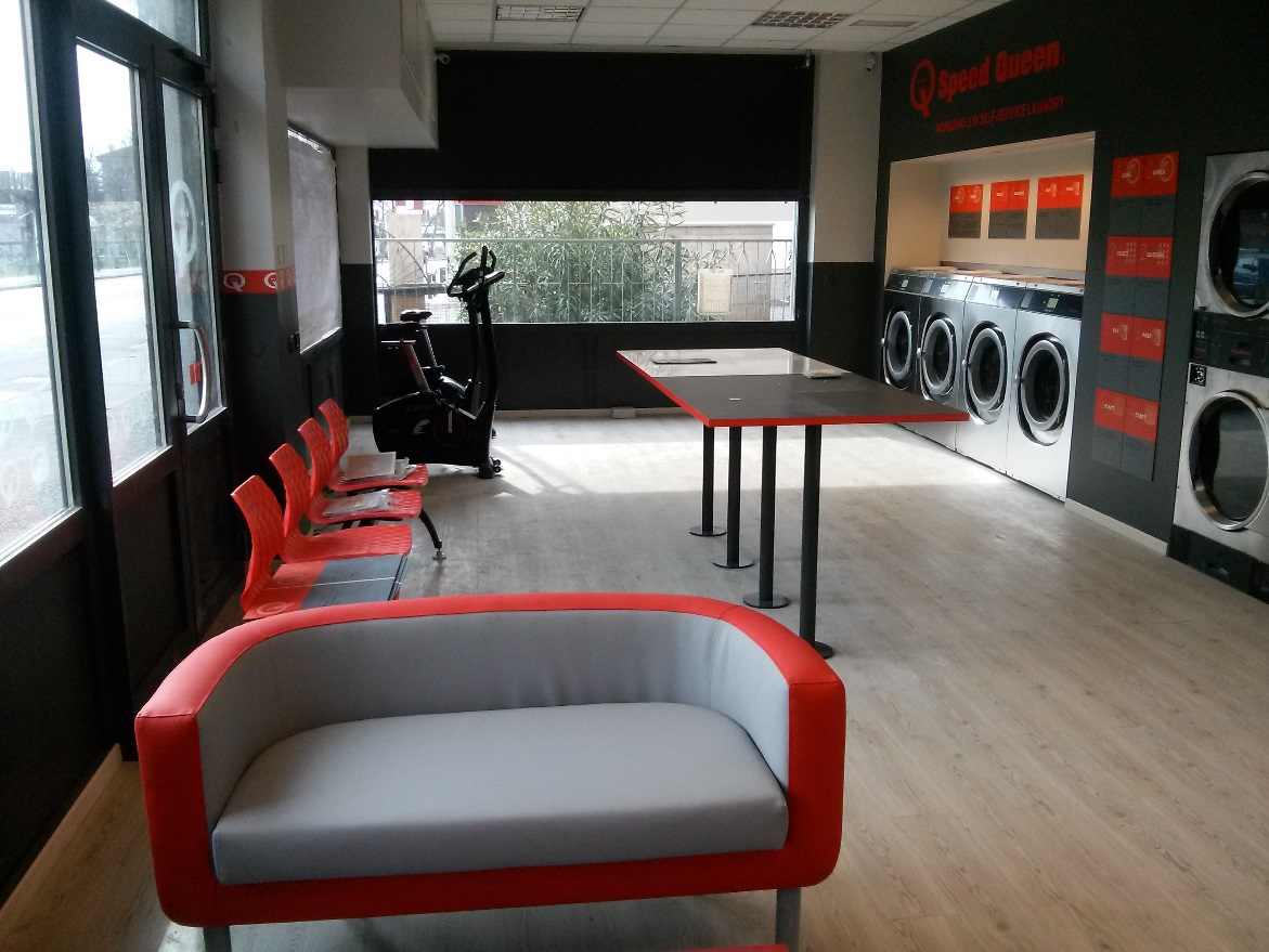 Laundromat Via Corsica 184 186 In Brescia Speed Queen Investor